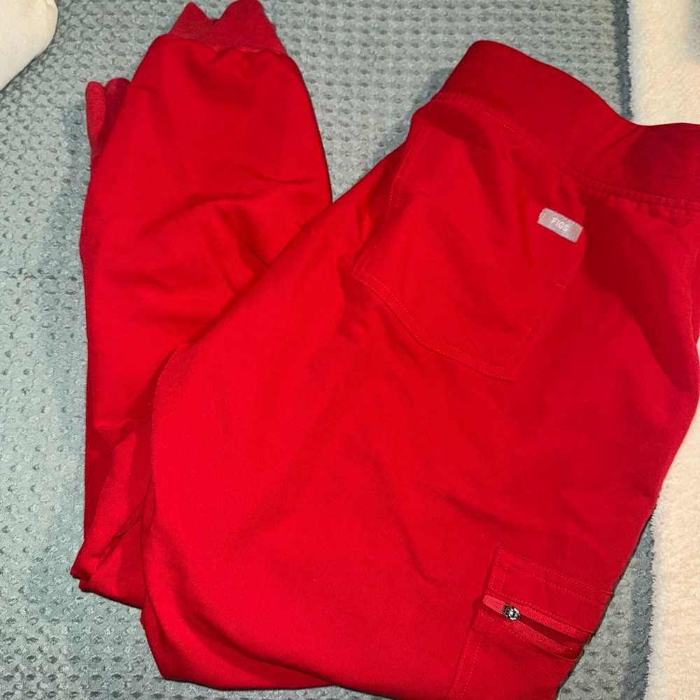 Figs jogger scrubs